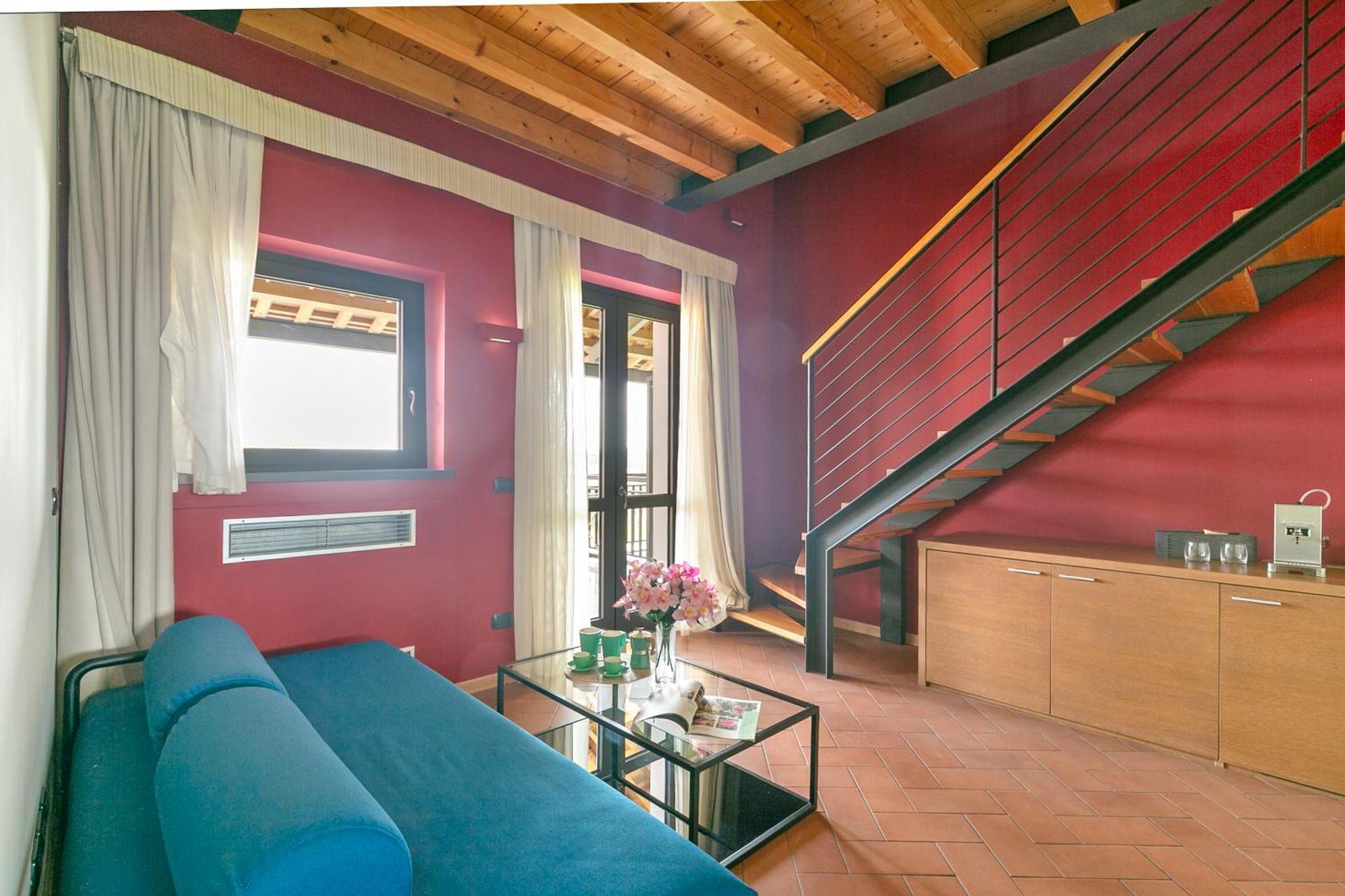 Almavite Wine Resort With Pool Desenzano del Garda Bagian luar foto